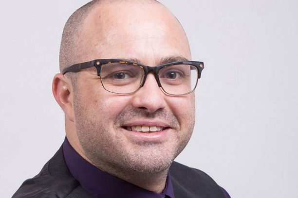 glasses for round face males
