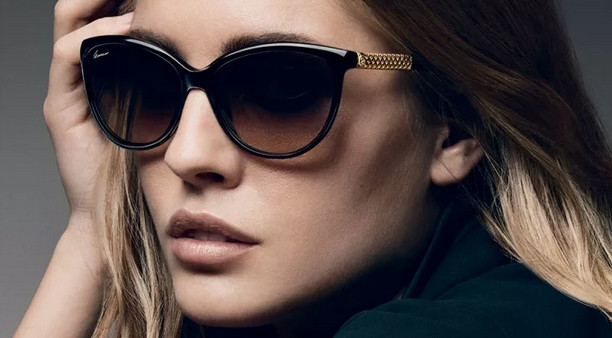 women Wear Cat Eye Glasses women Wear Cat Eye Glasses