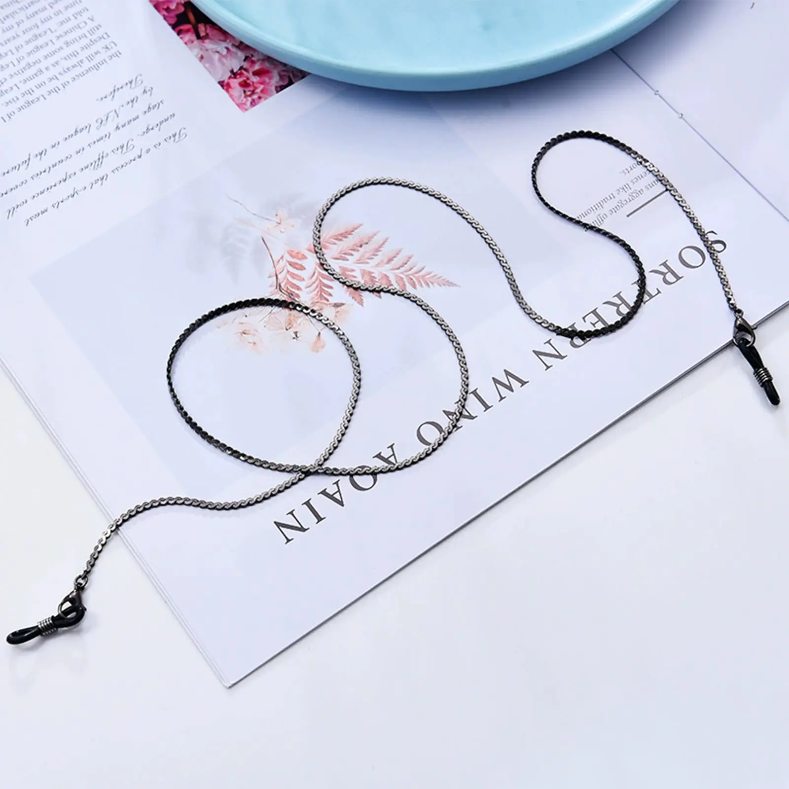 Black Eyeglass Chain