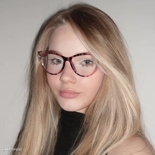 Cat-eye Pink Eyeglasses