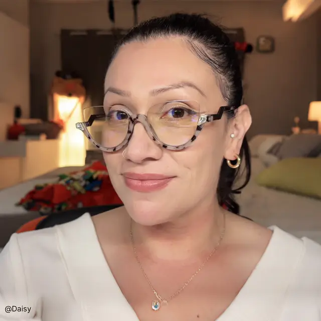 Cat-eye Tortoiseshell Eyeglasses