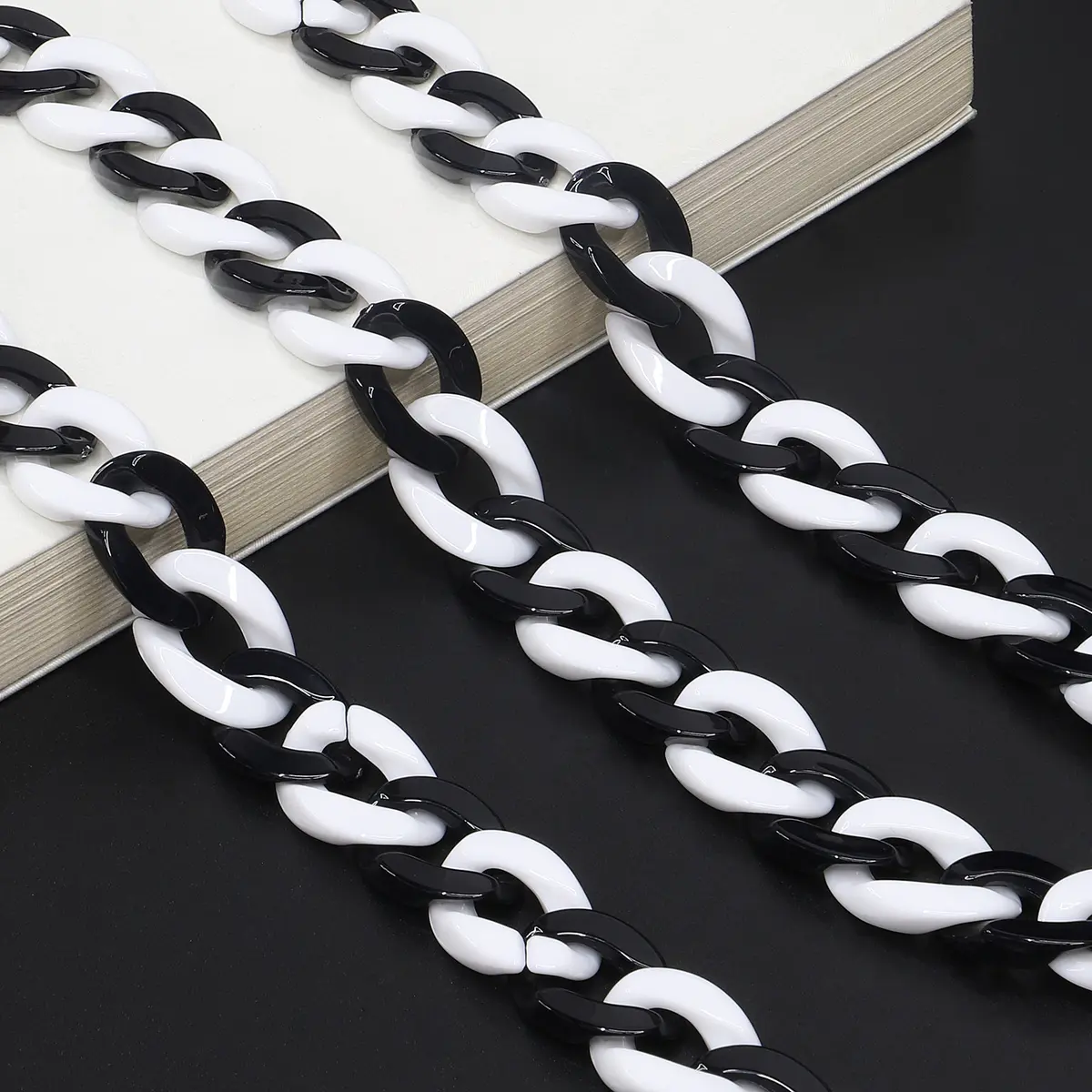 Black eyeglasses chain