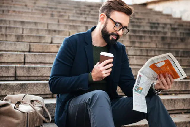 unleash-style-the-top-4-best-reading-glasses-for-men-in-2025