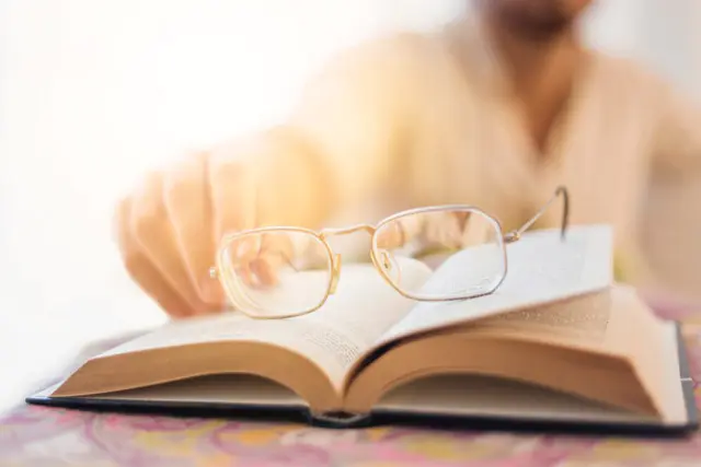 why-bifocal-reading-glasses-are-a-smart-choice